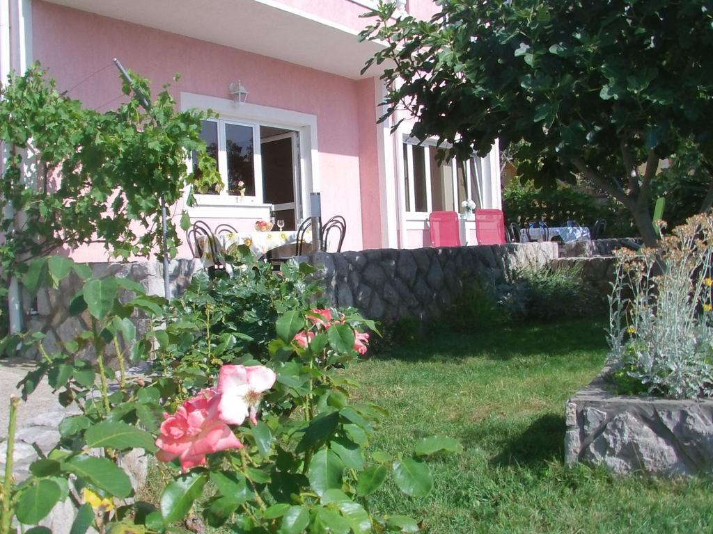 Apartments Krunoslav プナト エクステリア 写真