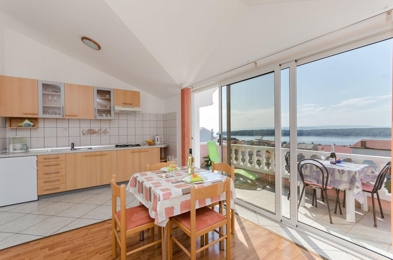 Apartments Krunoslav プナト エクステリア 写真