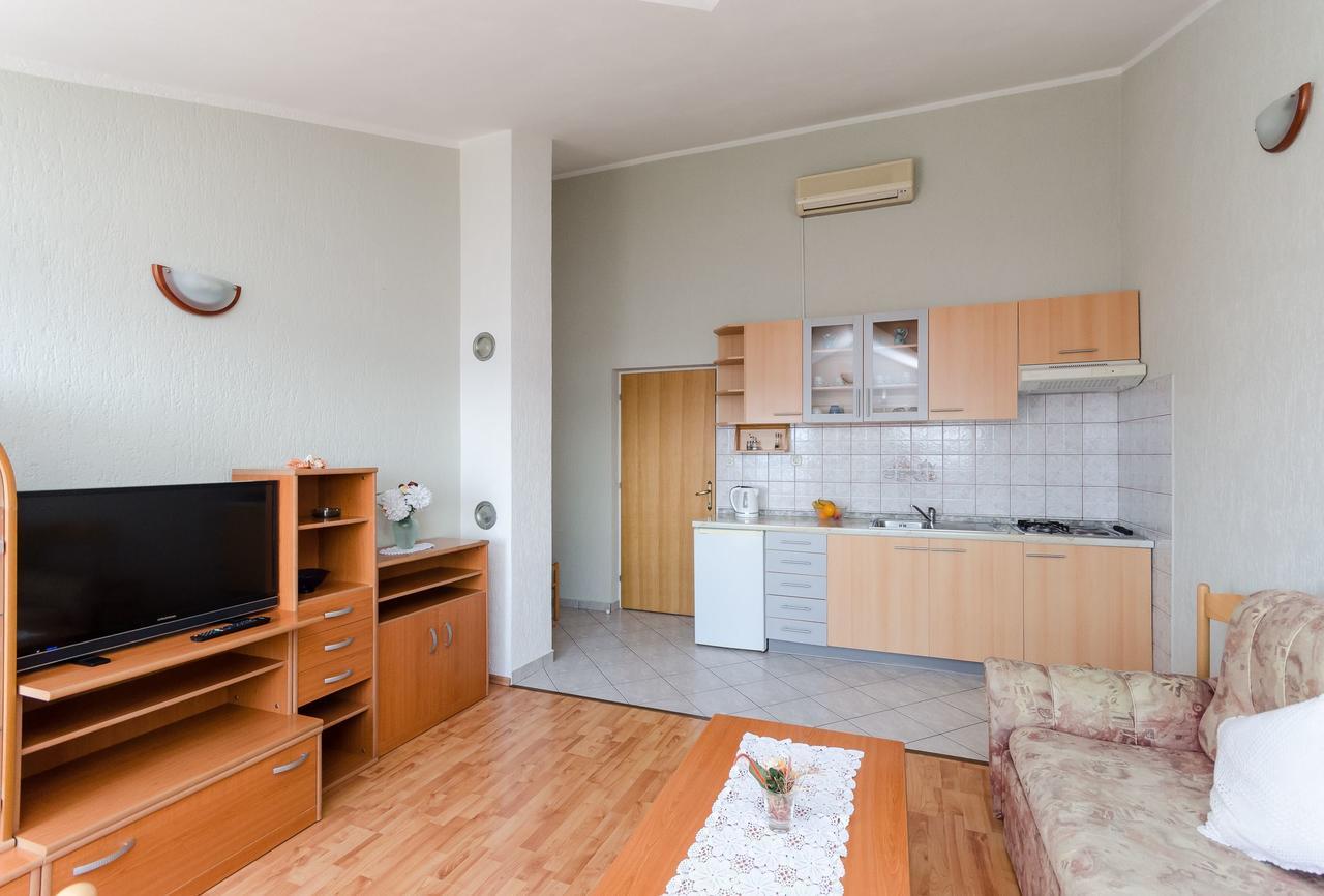 Apartments Krunoslav プナト エクステリア 写真