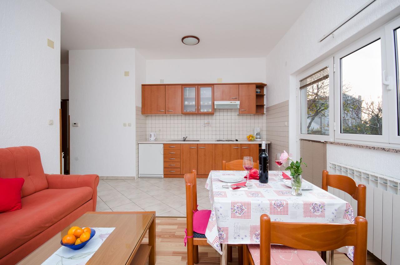 Apartments Krunoslav プナト エクステリア 写真